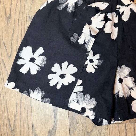 Madewell Women’s Drapey Pull-On Shorts in Ikat Floral Size X-Small - Picture 9 of 15